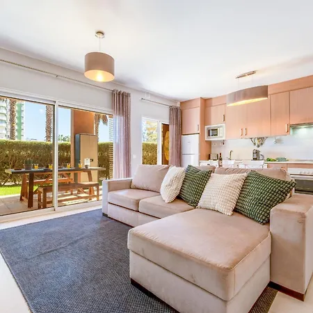 Serene Ocean 1 Bdr With Patio By Lovelystay * 波尔蒂芒